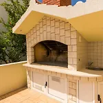 Bubi Apartment *