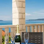 Bubi Apartament Trogir