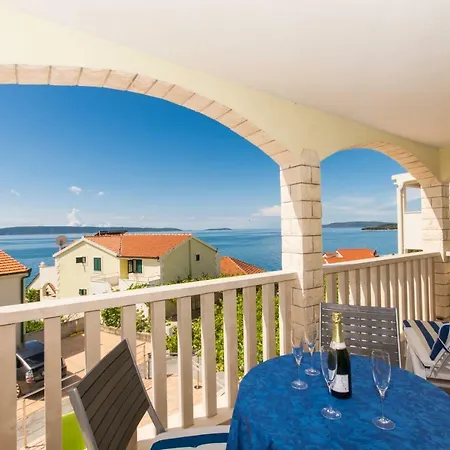 Bubi Apartmán Trogir